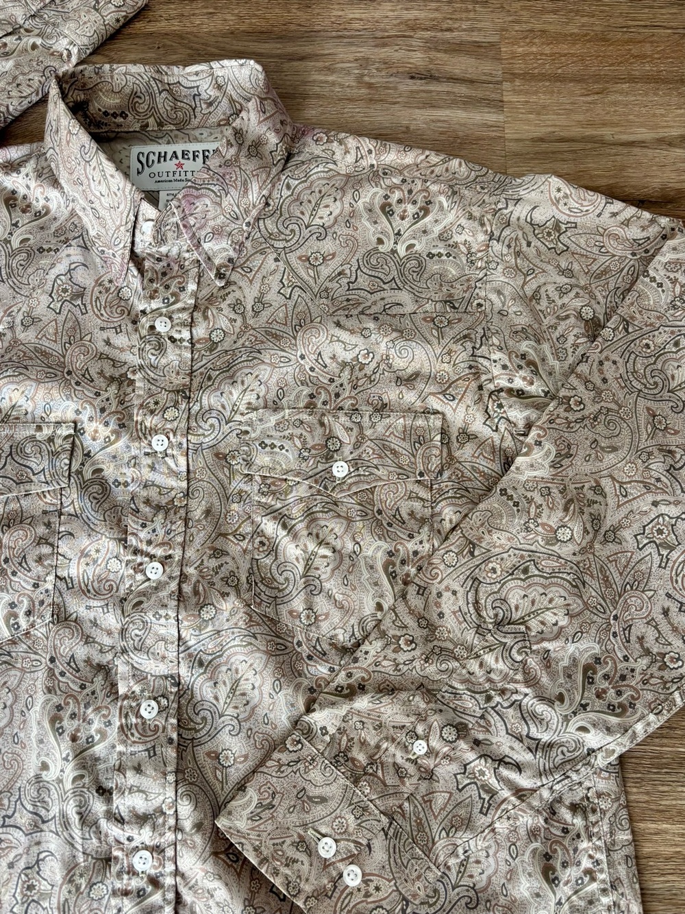 NWOT men’s Western yoked paisley  long sleeve shirt 16.5. Lightweight. See info